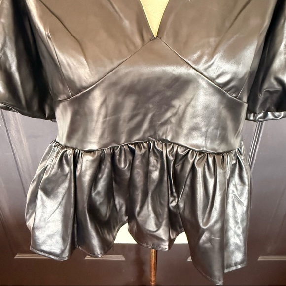 English Factory Black Faux Leather Peplum Top L - Picture 9 of 15